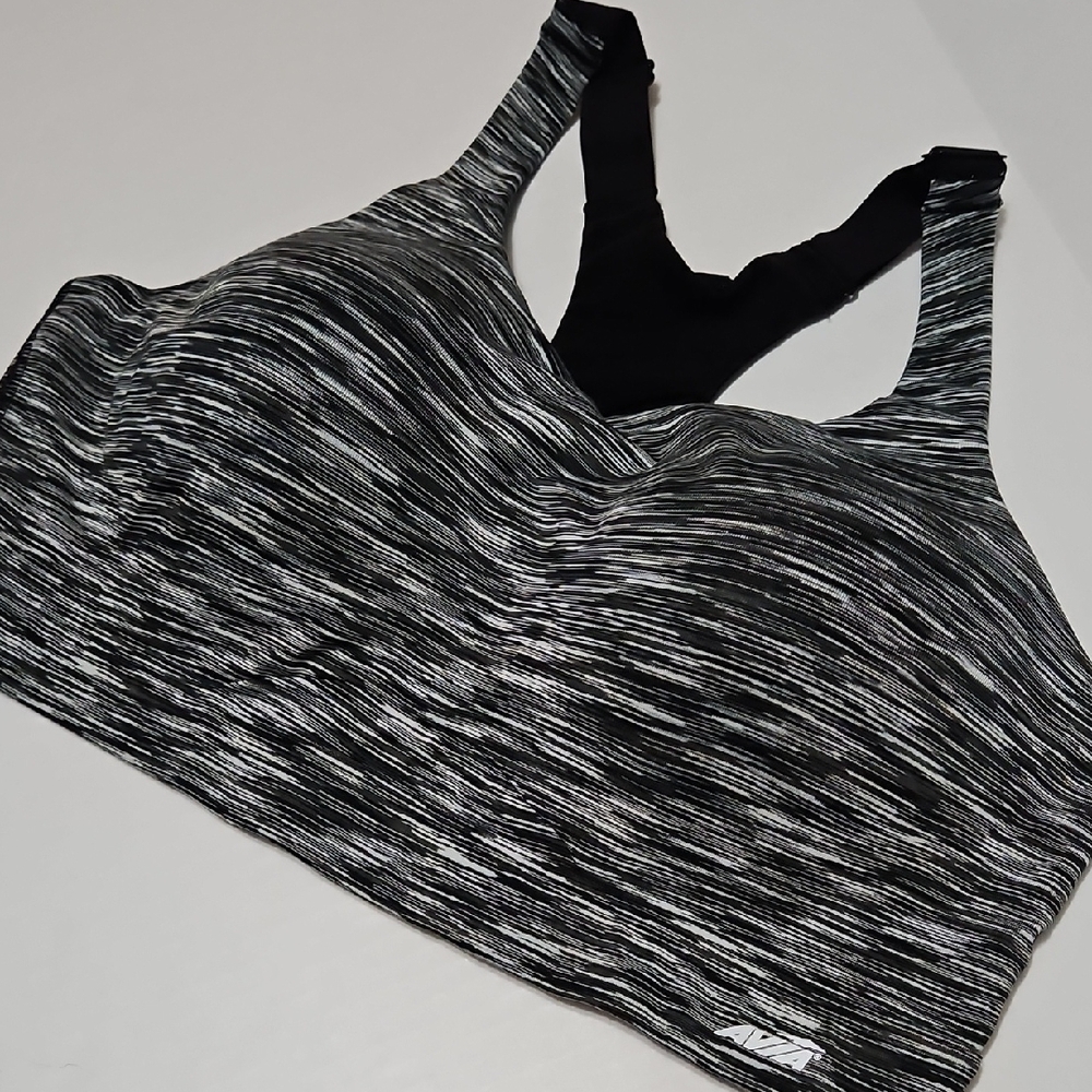 Avia Women's Striped Black and White Sports Bra Size 40DD
